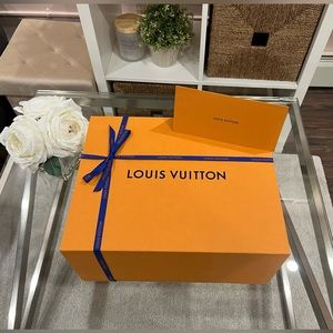 X-Large Louis Vuitton Magnetic Gift Box